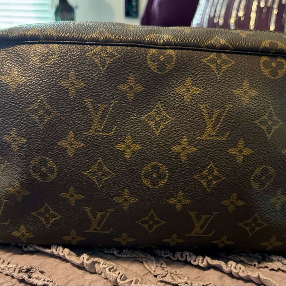 LOUIS VUITTON Monogram XL Trousse Toilette 28, Vintage, Unisex